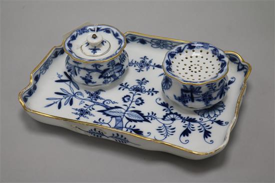 A Meissen blue and white ink stand